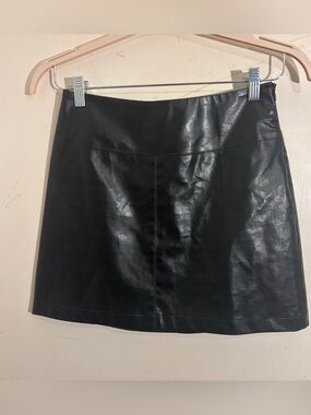 NafNaf Olive Green Faux Leather Mini Skirt Lined